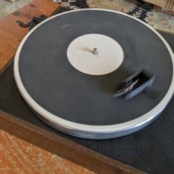 AR XA Turntable 