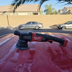 Milwaukee Fuel Polisher 