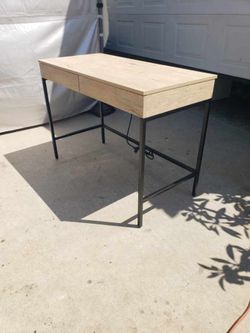 Desk With Charging Station