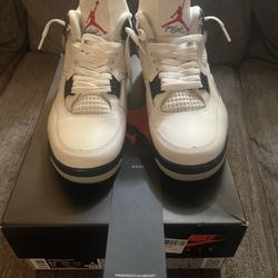 Jordan 4 White Cements 