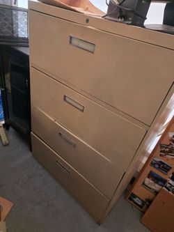 Office furniture-- best offer to pick up