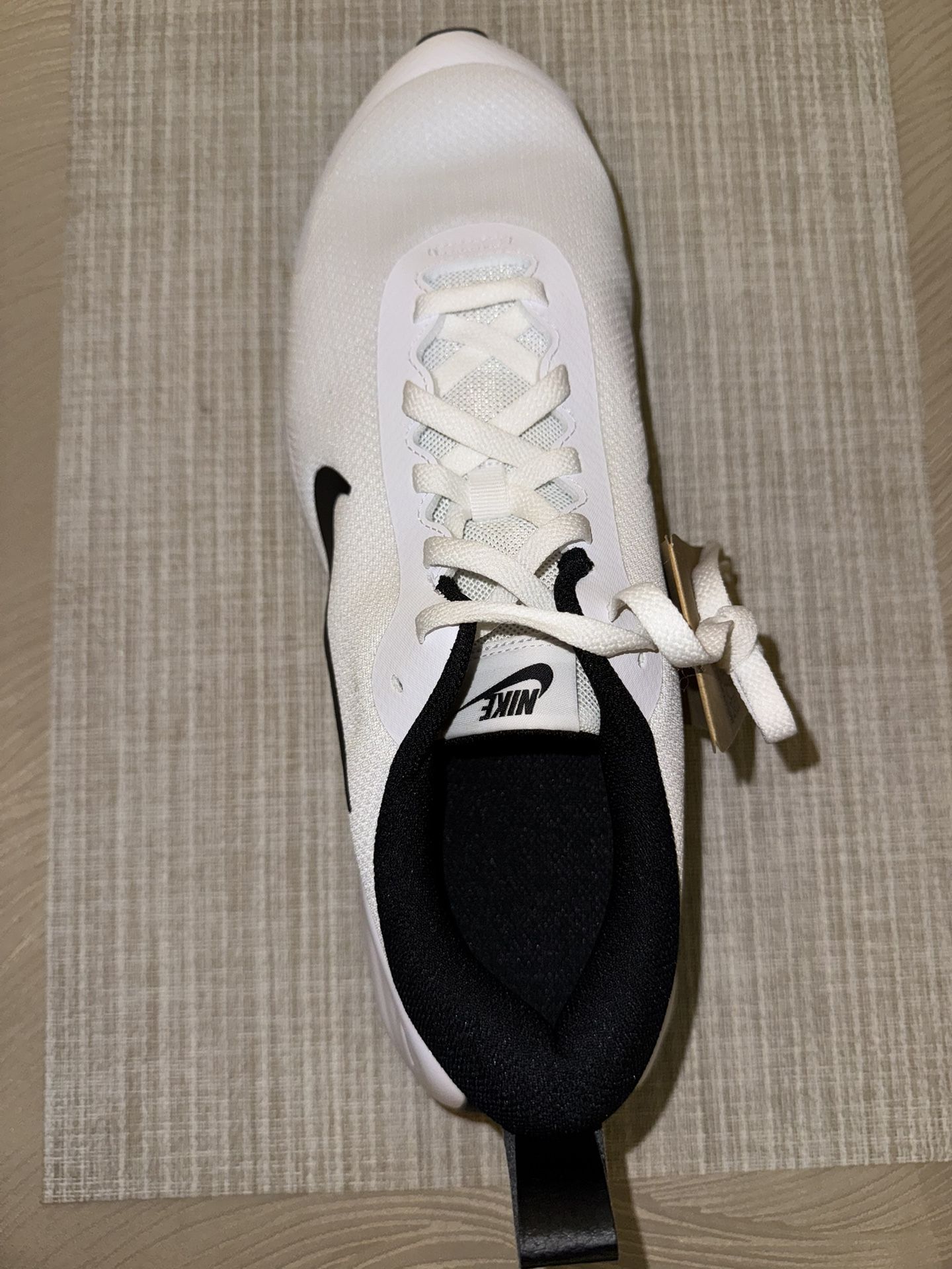 Nike Men Promos Size 14