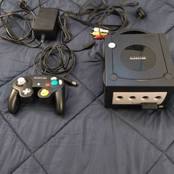 Black GameCube With Controller, Dol 001