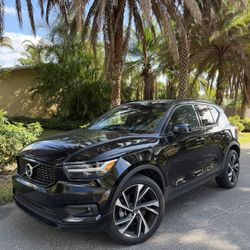 2022 Volvo Xc40