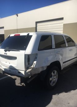 05-10 Jeep Grand Cherokee parts part out
