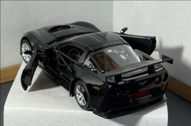 Collectible Diecast 1/32  - 2010 Corvette C6-R  - Black - GM OFFICIALLY LICENSED
