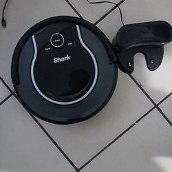 Shark Smart Vacuum 