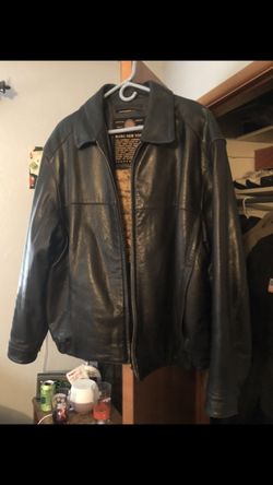 Marc New York premium leather jackets size XL. No scuffs marks scratches or order. Barley warn in prestige condition l