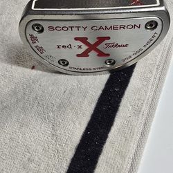 Scotty camera putter.