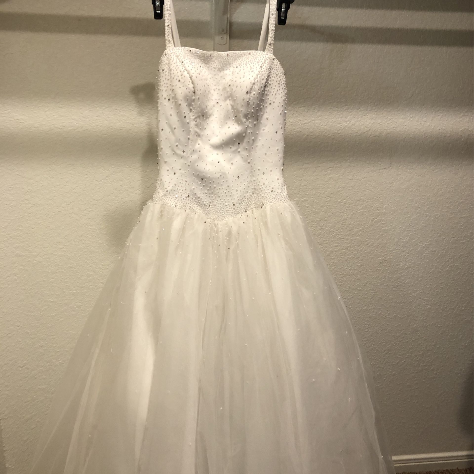 Wedding dress