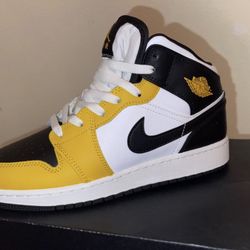 Jordan 1 Mid Yellow Ochre