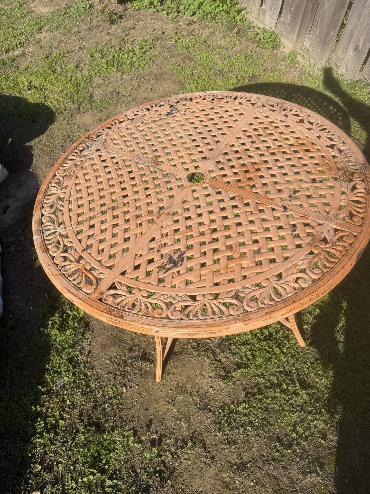 Out Door Table