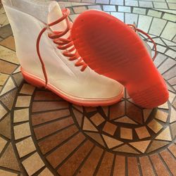 NEW CLEAR BOOTS SEE THRU 6 PINK WET SEAL RAIN GEAR NEVER WORN COOL L@@K