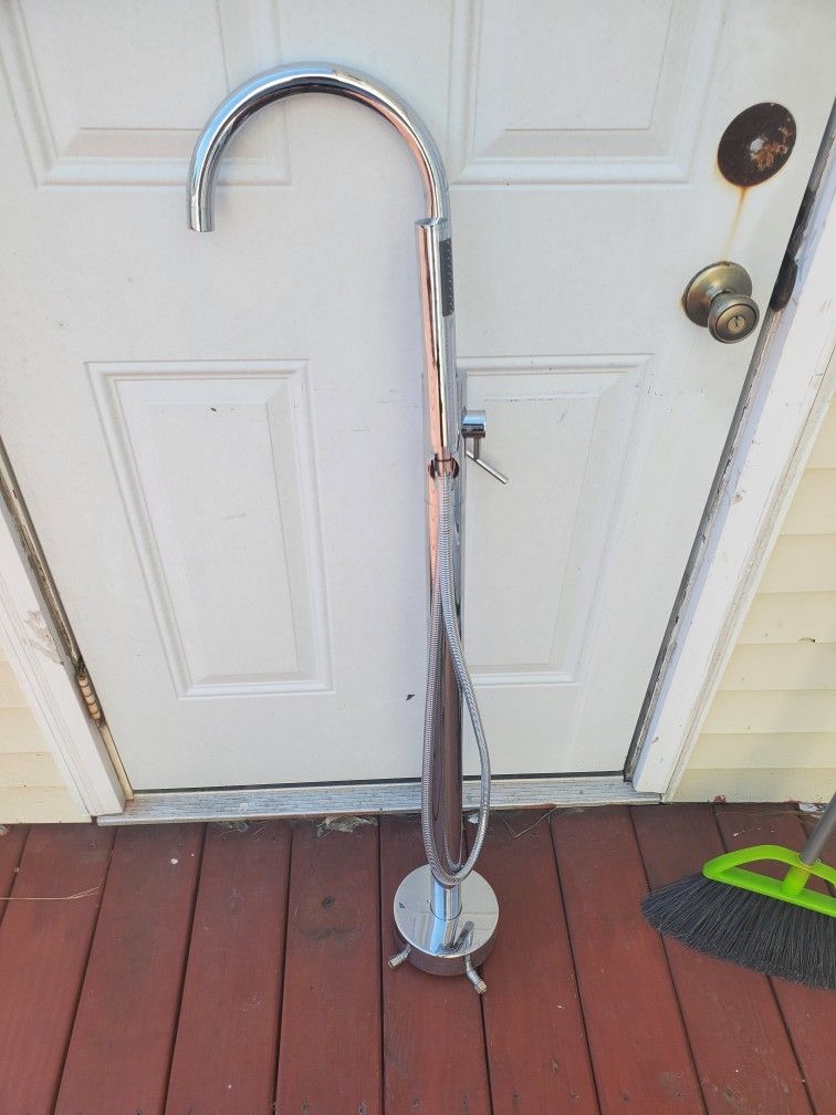 Standing Bath Faucet