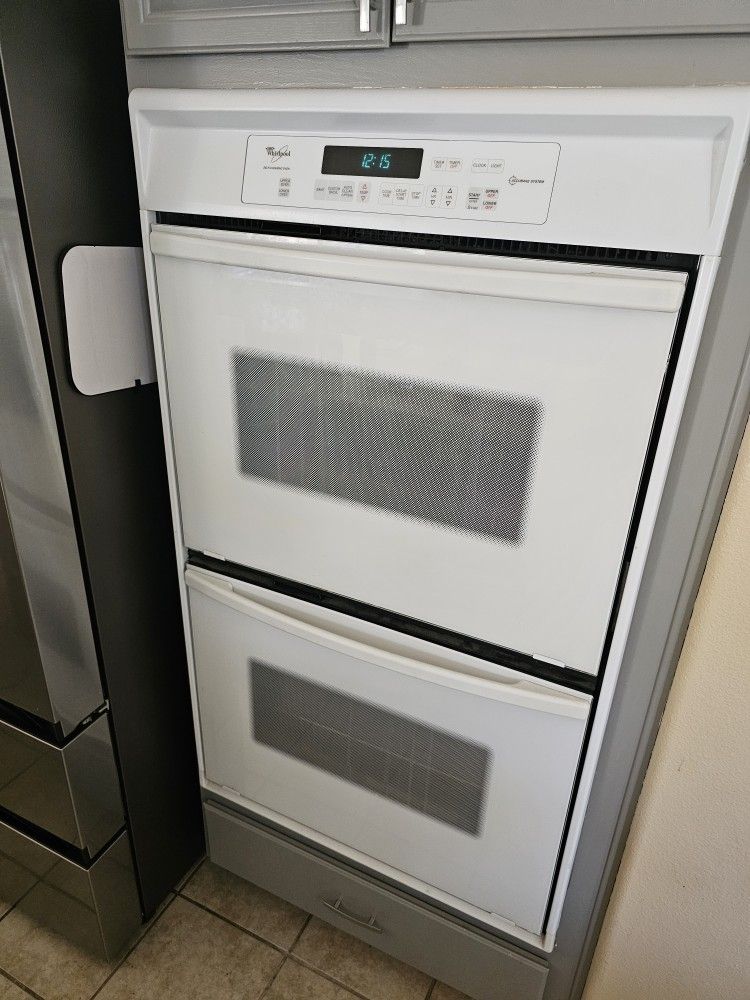 Whirlpool Double Wall Oven