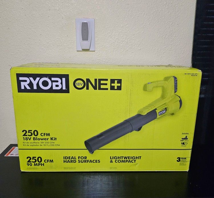 RYOBI ONE 250 CFM 18 V BLOWER KIT