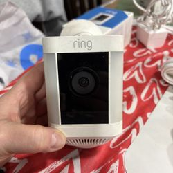 Ring spotlight cam - white