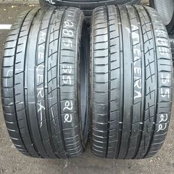 PAIR OF P285/35 R22 ACCELERA