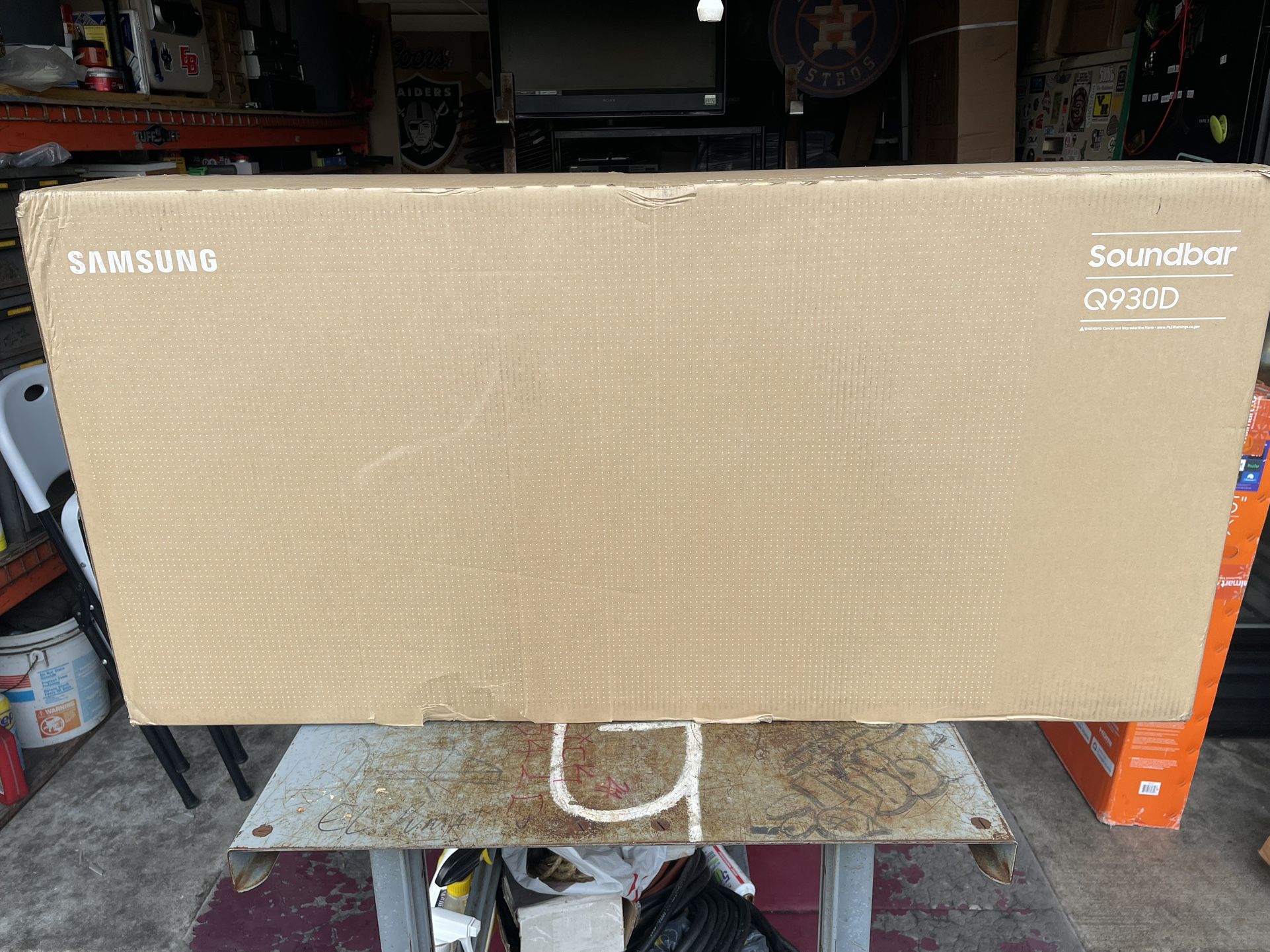 Samsung Q930D Soundbar And Speakers