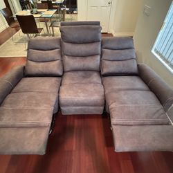 Power Reclining Sofa - Grey - Like New