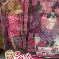 Barbies 147 Por 200.00