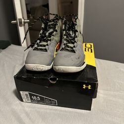 Under Armor Curry 2 Size 10.5