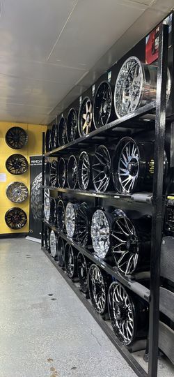 CUSTOM WHEELS SET $40 DOWN