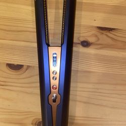 Dyson Hair Straighter 
