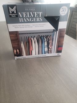 Velvet Hangers 50 Pack
