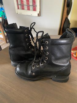 Women’s Harley Davison size 9