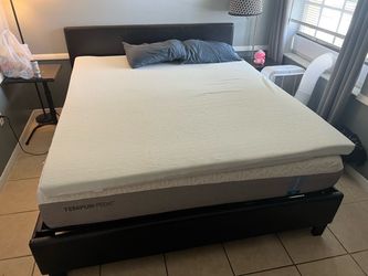 Tempur - Pedic Cal King 6 Mo. Use W/ Nice Headboard Frame C