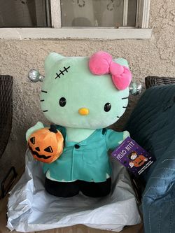 Hello Kitty Frankenstein Greeter