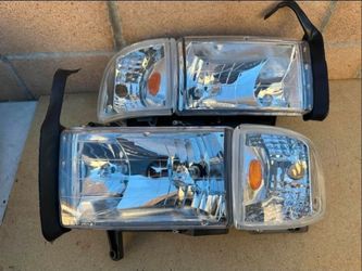 94-01 Dodge Ram Headlights Faros Calaveras Micas
