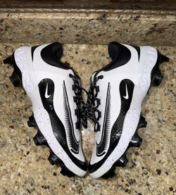 Men’s Nike Alpha Huarache Elite 4 Baseball Cleats Sizes 10, 10.5, & 11 Available 