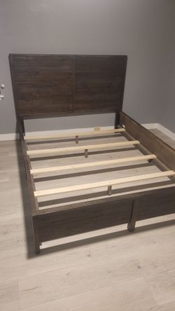 Queen Bed