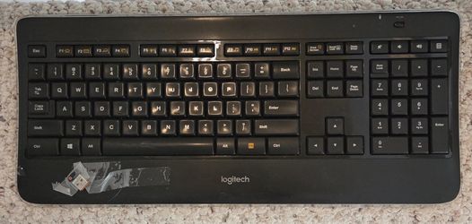 Logitech lighted wireless keyboard Y-R0065 + Acer wired keyboard SK-9020Logitech lighted wireless keyboard Y-R0065 + Acer wired keyboard SK-9020