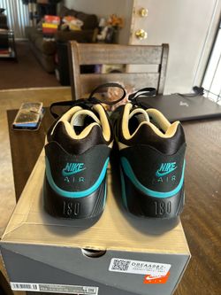 Air Max 180