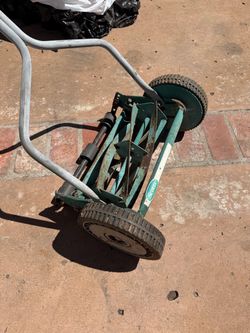 Push lawn mower