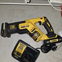 10030 Dewalt DCS367 20v Lithium Ion Brushless Reciprocationg Saw 23144
