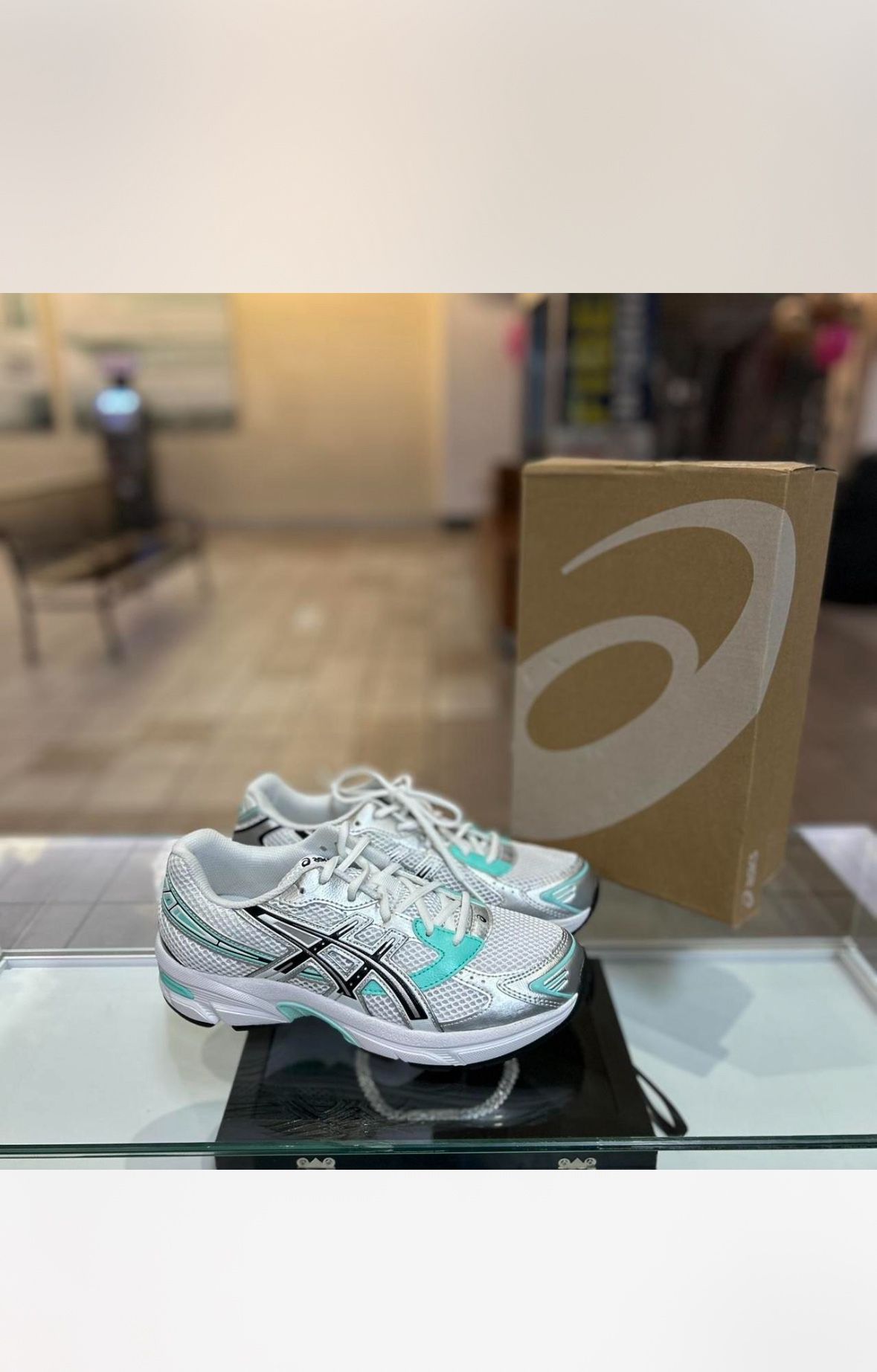 Asics 8 in women’s