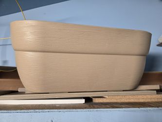 24 Inch Planter
