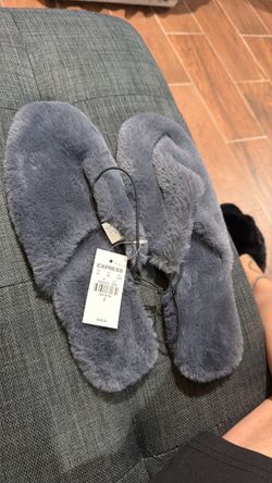 Express faux-fur flip-flop slippers,