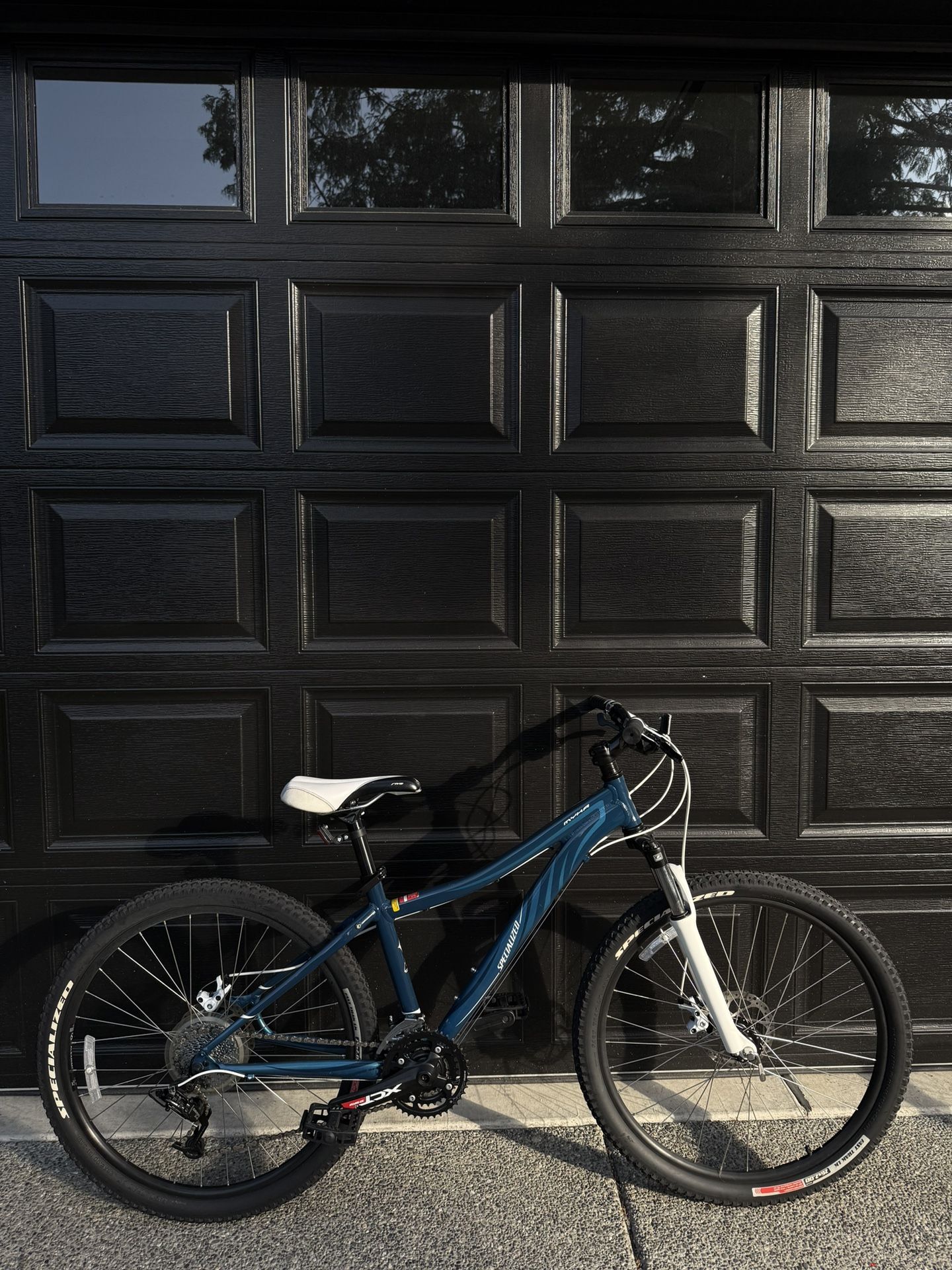 Specialized Myka Mountain Bike 26”