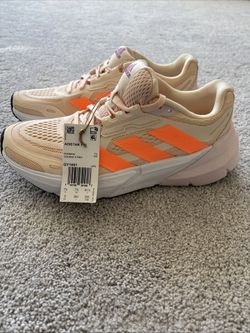 Adidas Women Size 9