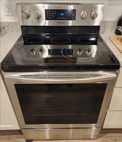 Stainless Steel Samsung 30-inch Electric Glass Top Stove