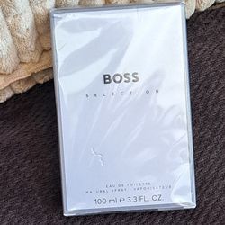 NEW & SEALED " BOSS MEN'S LARGE SPRAY 30$