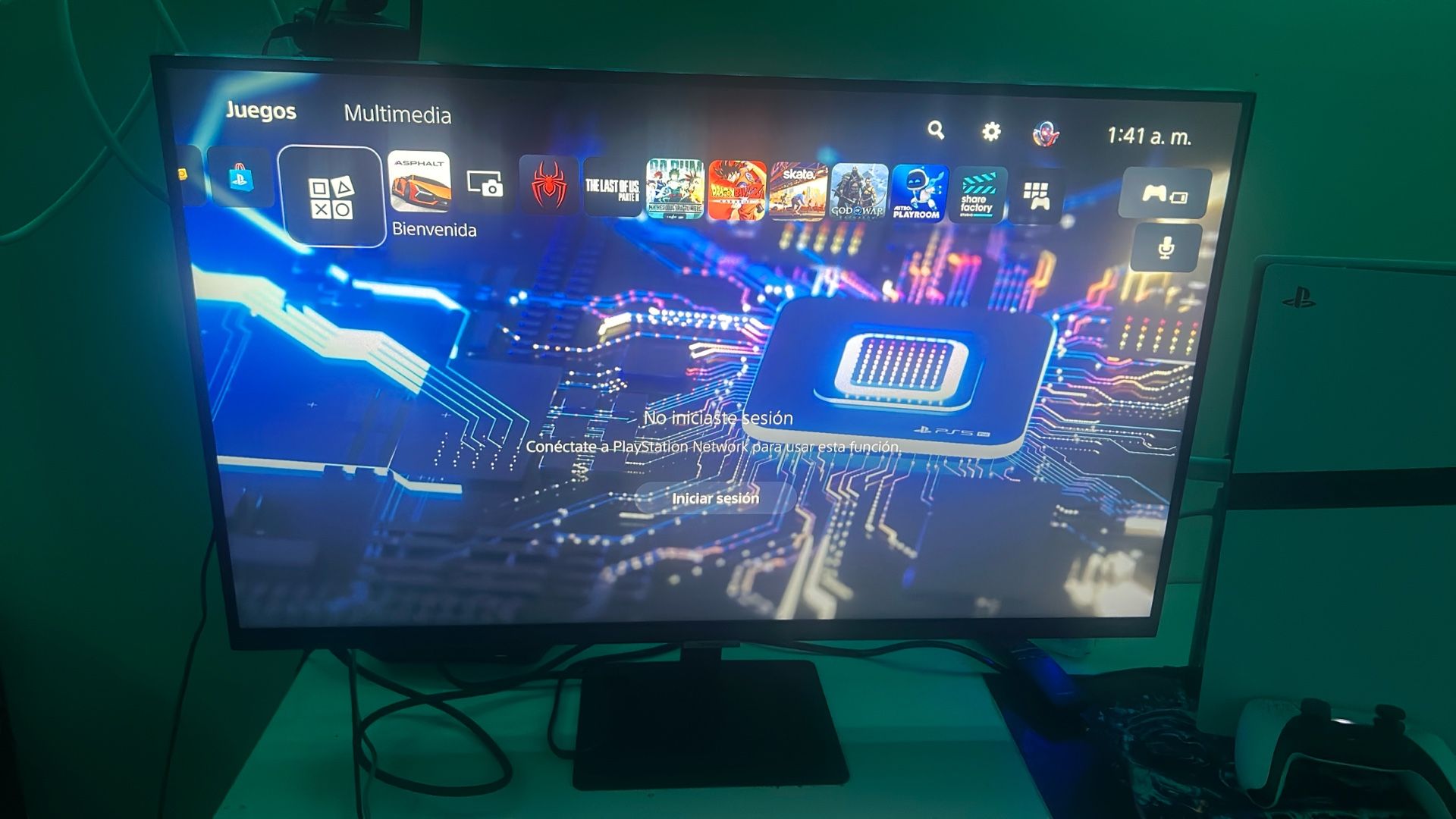 Samsung 32 Inches 4K HDR