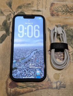 Unlocked iPhone 17e 256 GB in Soft Pink (T-Mobile, AT&T, etc)