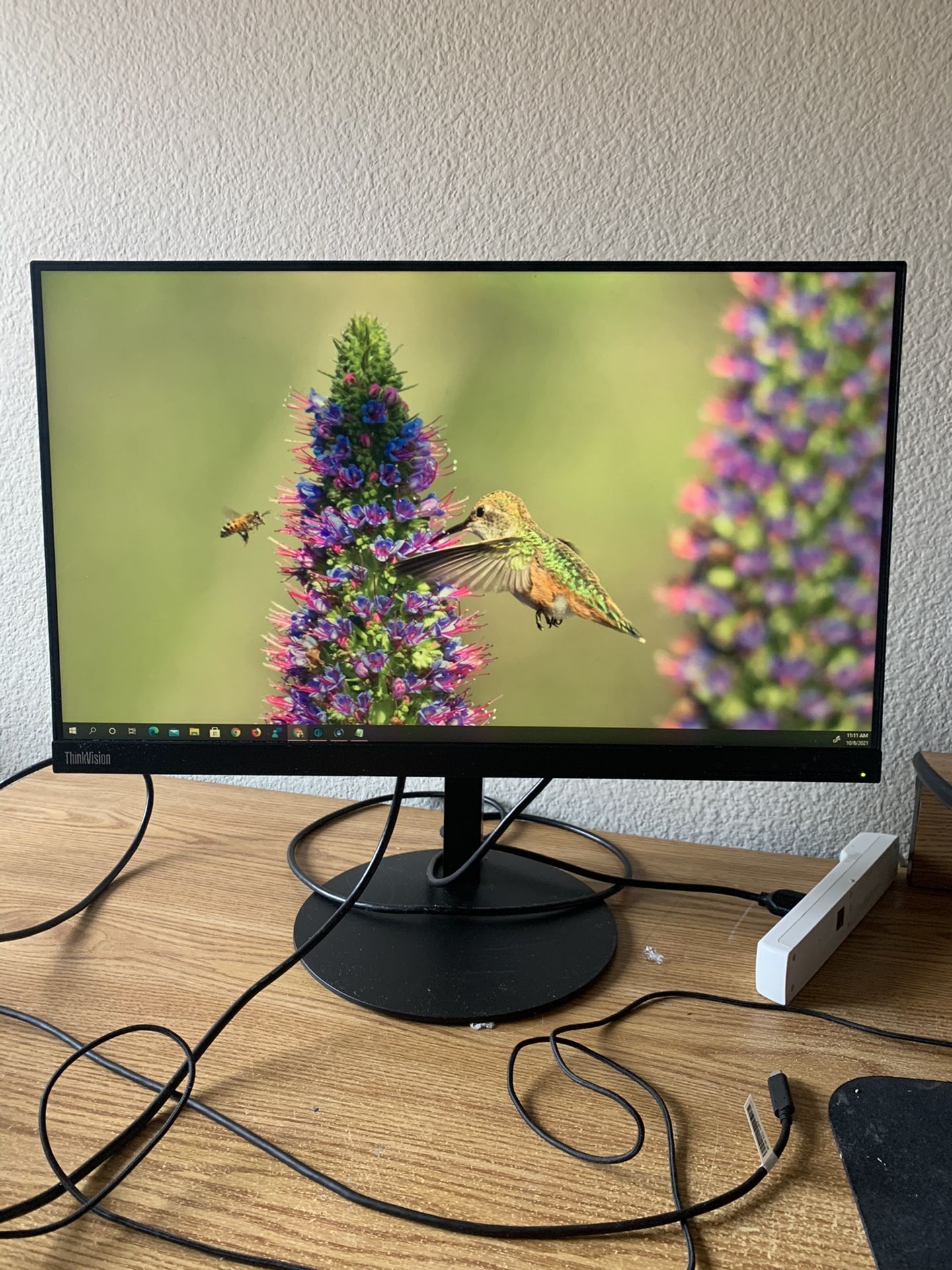 Lenovo ThinkVision T24i-10 Model 23.8″ Inch FHD Panel Monitor Black