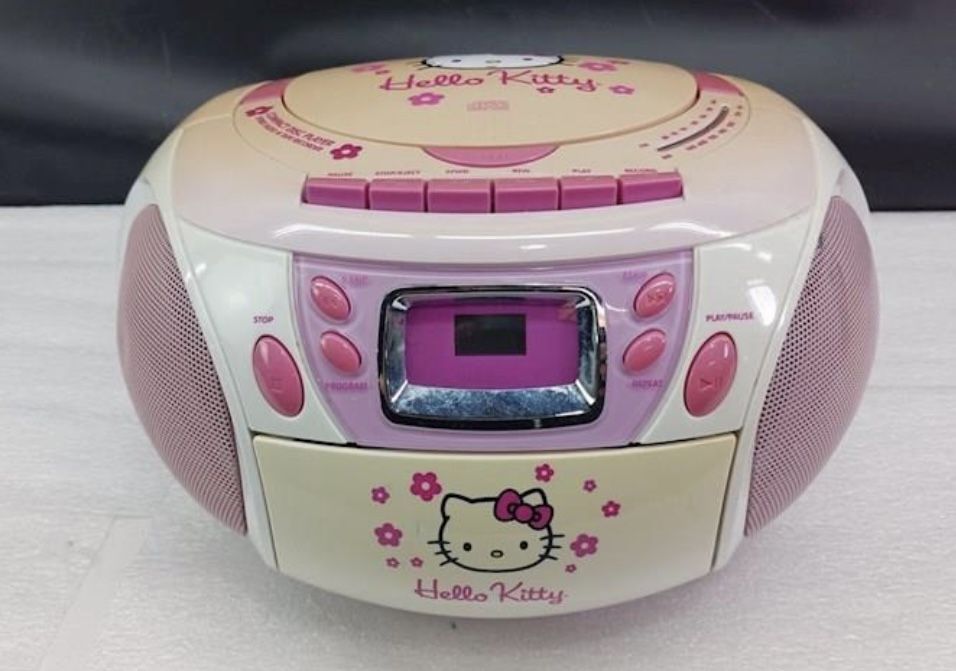 Hello Kitty Stereo CD Cassette Tape Player AM/FM Radio Boombox KT2028A WORKS